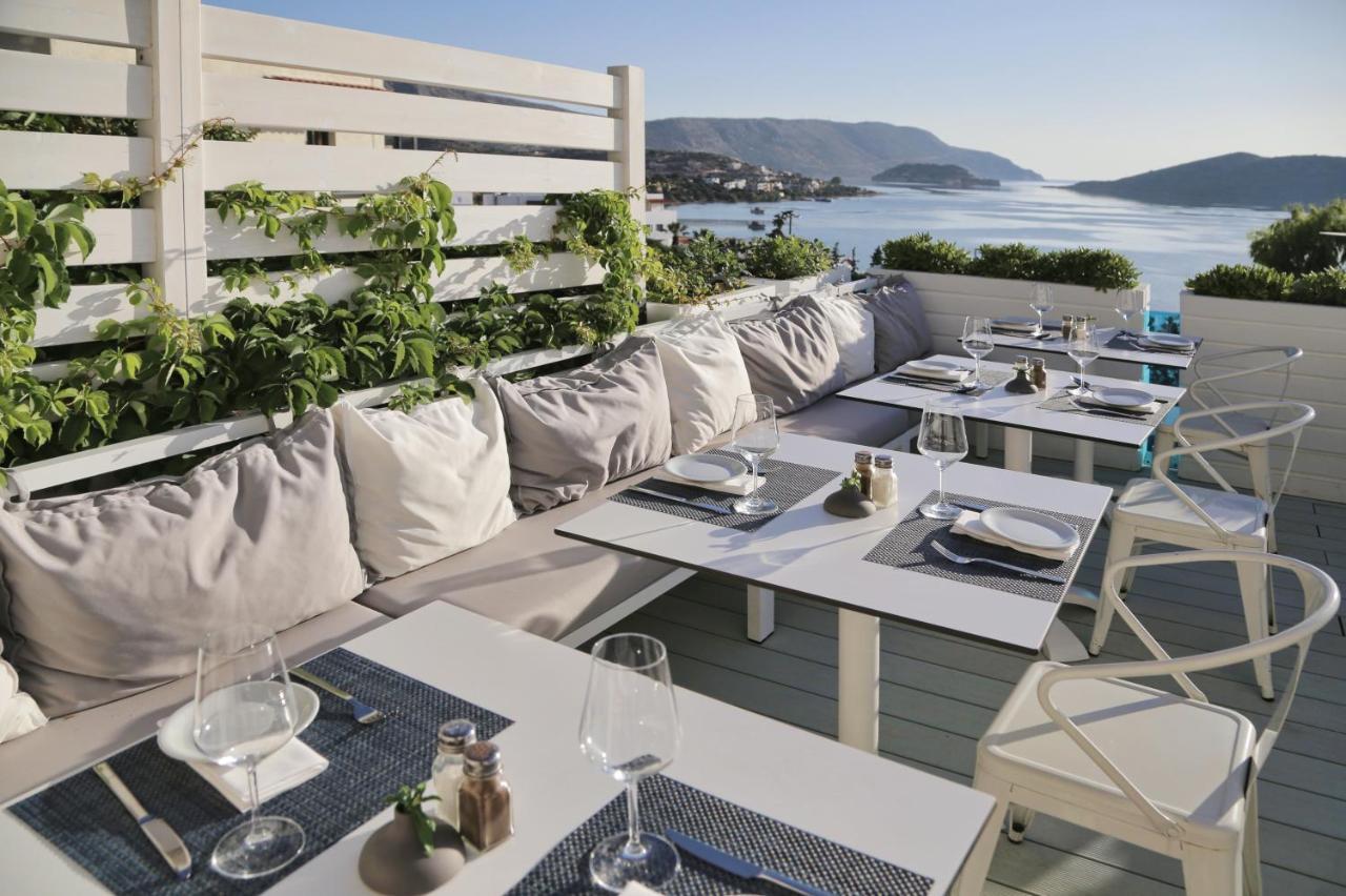 Domes Aulus Elounda All-Inclusive Resort, Adults Only, Curio By Hilton Ресторант снимка